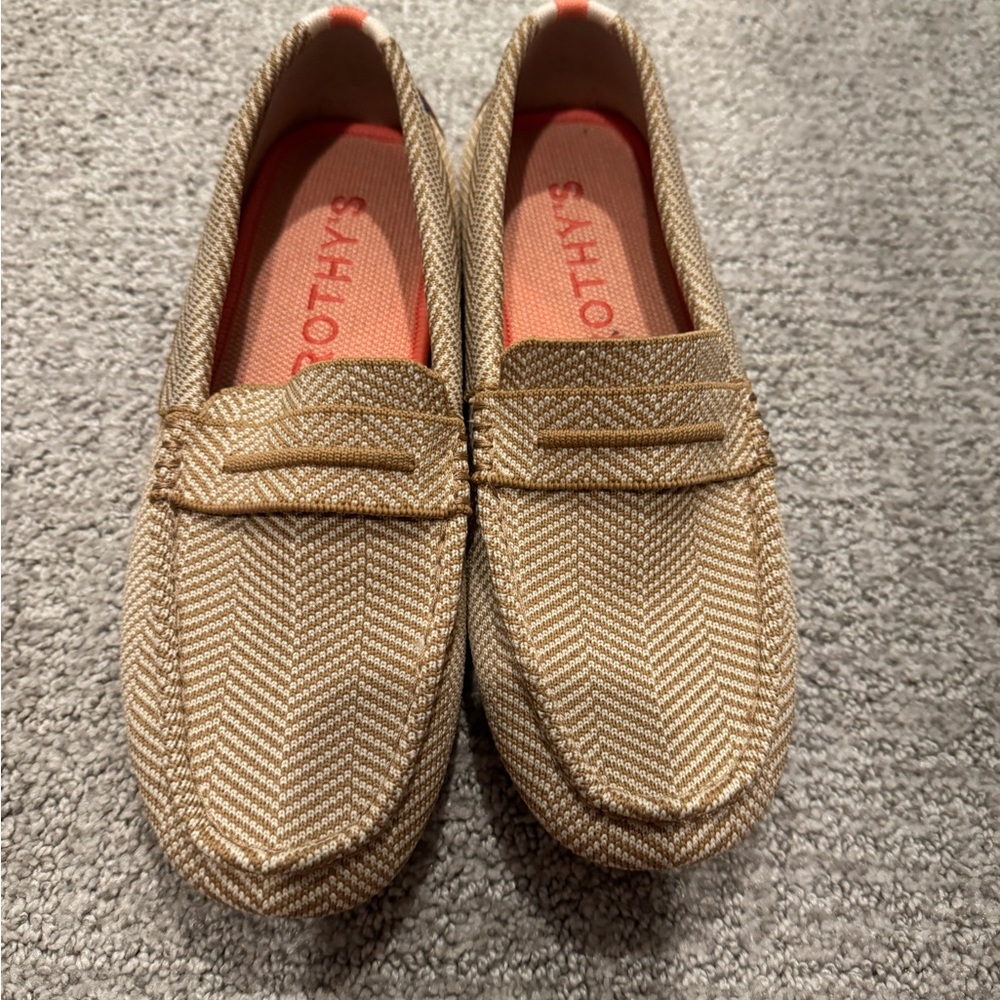 Rothy's Tan Chevron Penny Loafers with Coral Insoles - Picture 3 of 5